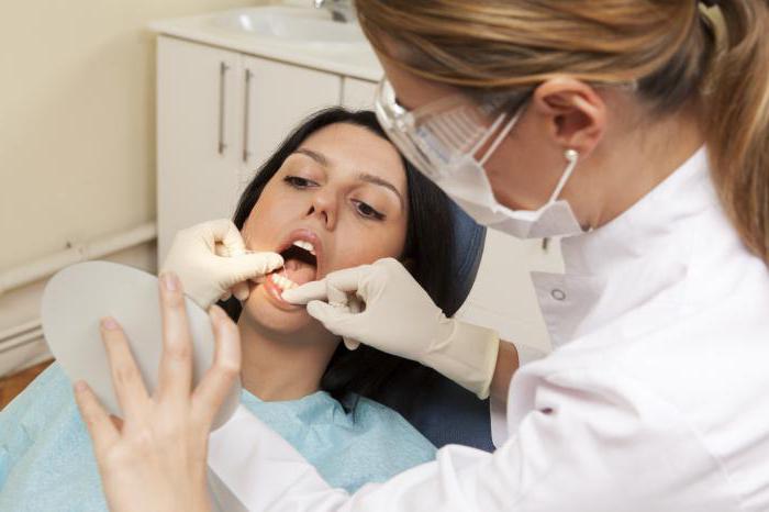 Čo sa stane, ak si nečistíte zuby? 24-hodinová stomatológia